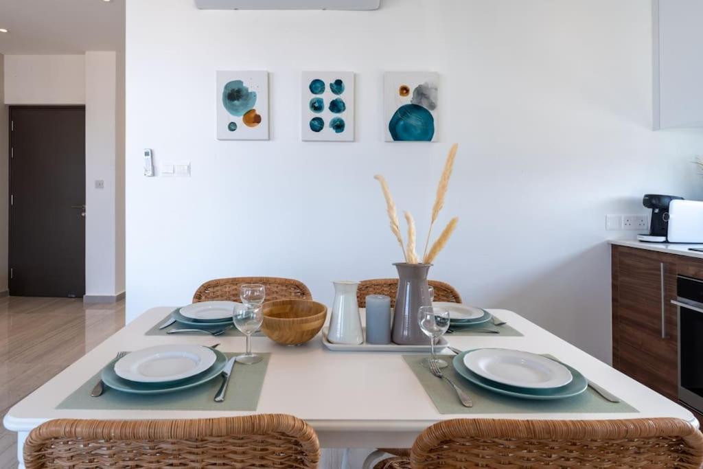 Thalassa 2-Bedroom Apartment In לרנקה מראה חיצוני תמונה
