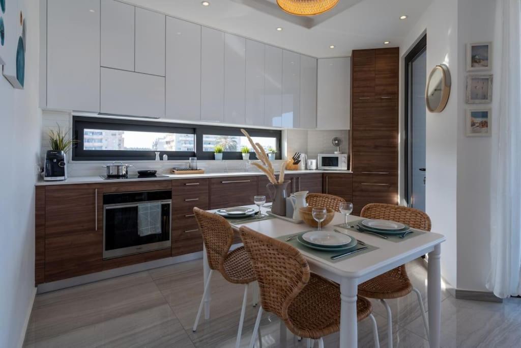 Thalassa 2-Bedroom Apartment In לרנקה מראה חיצוני תמונה