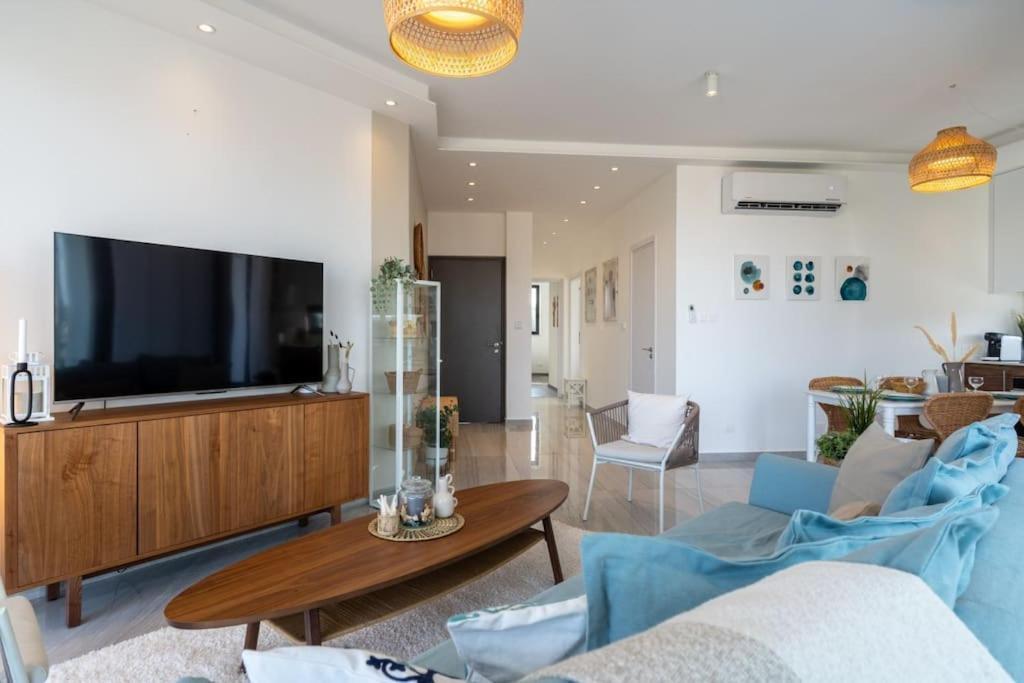 Thalassa 2-Bedroom Apartment In לרנקה מראה חיצוני תמונה